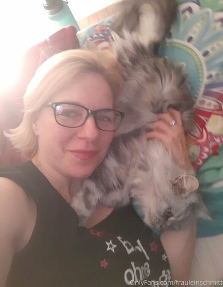 frauleinschmittfree 裸の女優 ギャラリー