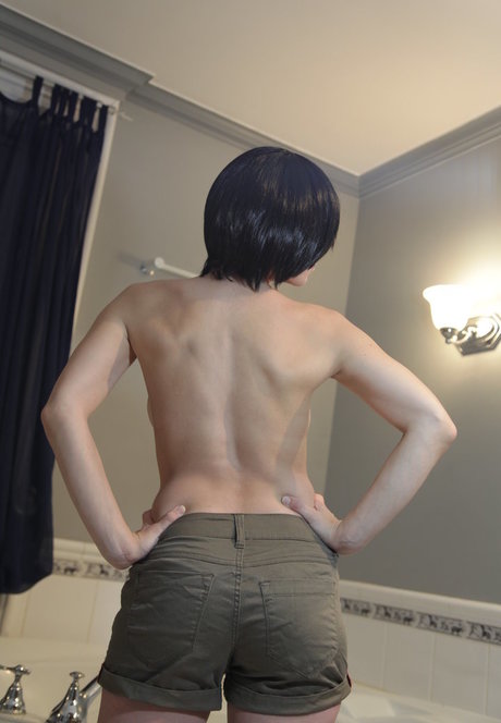 ナースオンリーファンズ ホットヌード 画像