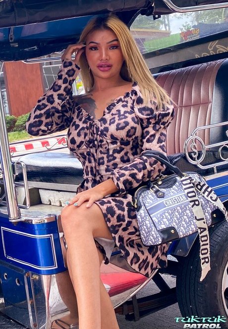 戦利品オンリーファンズ 可愛い 写真