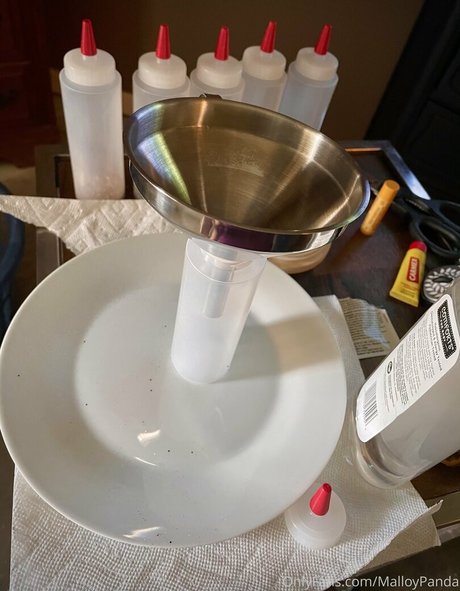 かわいいブロンドのオンリーファンズ ポルノ 写真