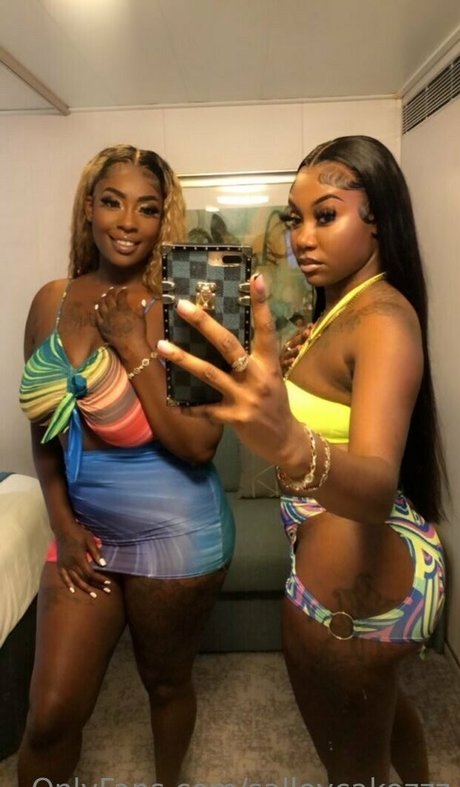 salleycakezzz xxxモデル 写真