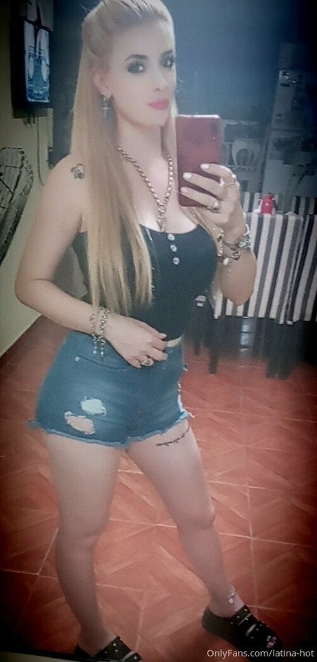 thedevilhot 無料スター 写真