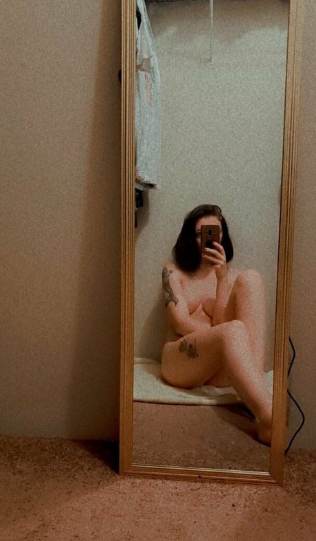 ティーンレズビアンオンリーファンズ 美しいポルノ 画像