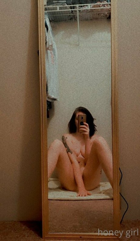 honey girl アダルトスター 写真