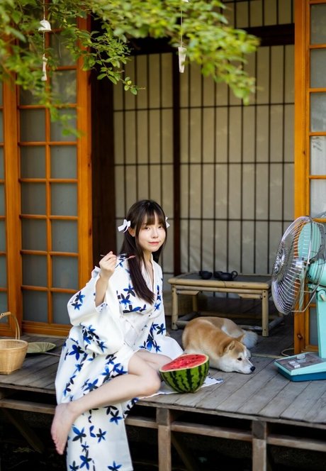 アラブの太ったオンリーファンズ ヌード 画像