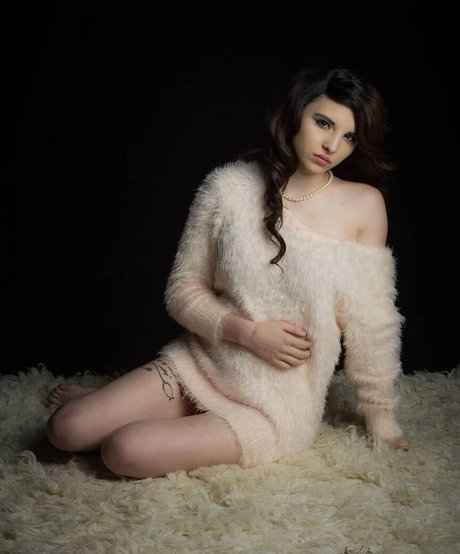 セクシーな妻オンリーファンズ セクシーヌード 写真