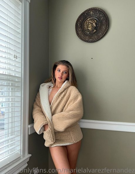 Mariel Alvarez Fernandez トップモデル 画像