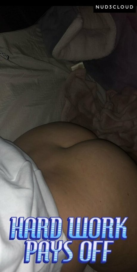 Leila Saltzman トップスター 写真