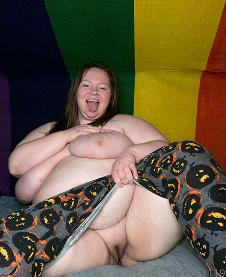 熟女の足オンリーファンズ ホットポルノ 写真