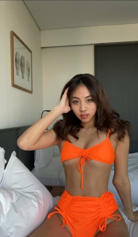 Ya Stacey ポルノモデル 写真