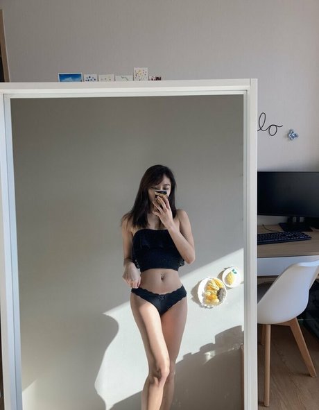 Ya Stacey アートモデル 写真