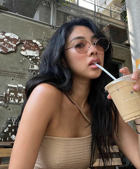 Ya Stacey ポルノスター ギャラリー