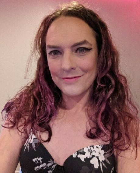 キティ・ウェット・オンリーファンズ 無料ポルノ 写真