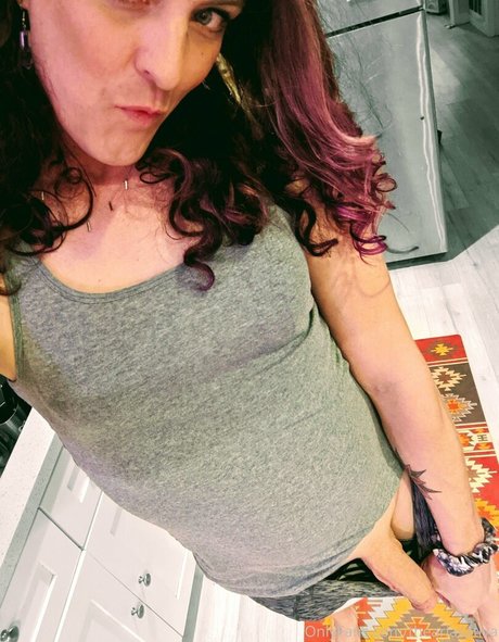 異人種間XXX オンリーファンズ 無料 写真