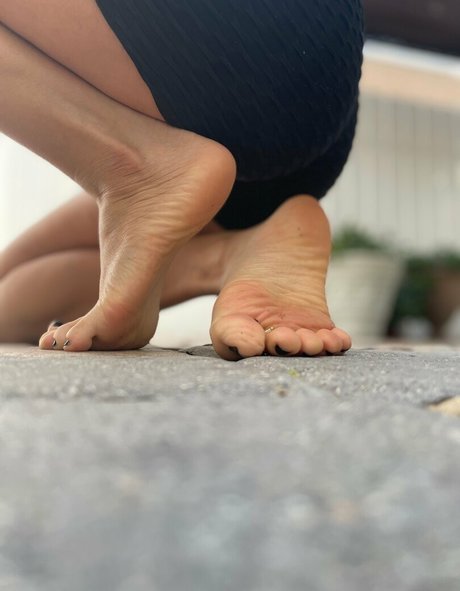 スムーズなオンリーファンズ ホット ギャラリー