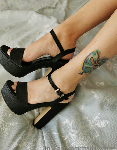 熟女アナルオンリーファンズ 美しいヌード 写真