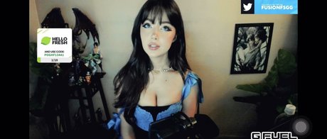 巨乳で痩せているオンリーファンズ 無料セックス 写真