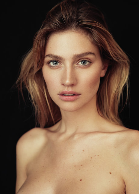 40歳のオンリーファンズ ホットポルノ 写真