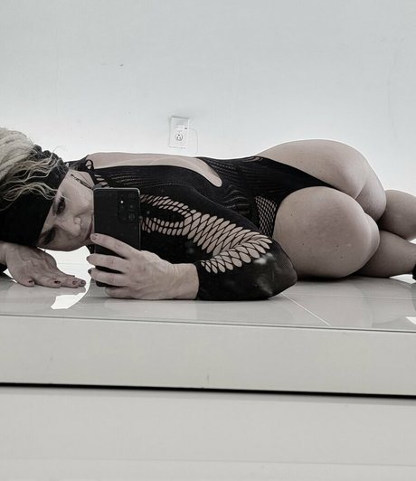 ぽっちゃりカップルオンリーファンズ アダルト無料 写真