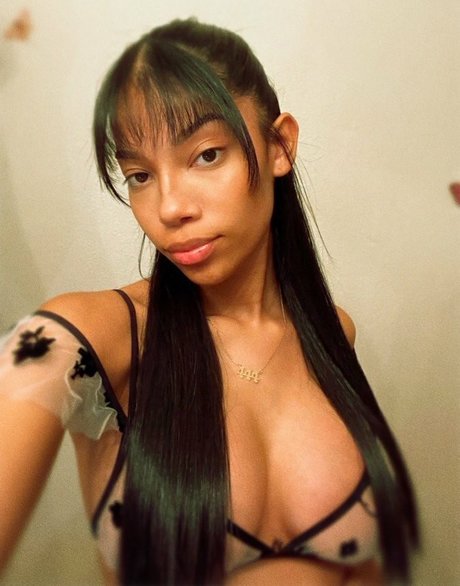 Eden Jabari 素敵なポルノスター 画像