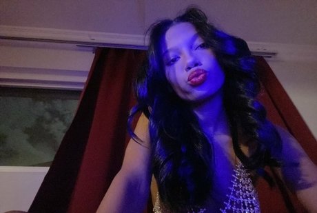 Eden Jabari 無料スター 写真