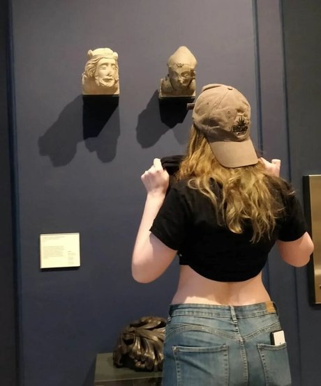 Hanningerc 美しいモデル 画像