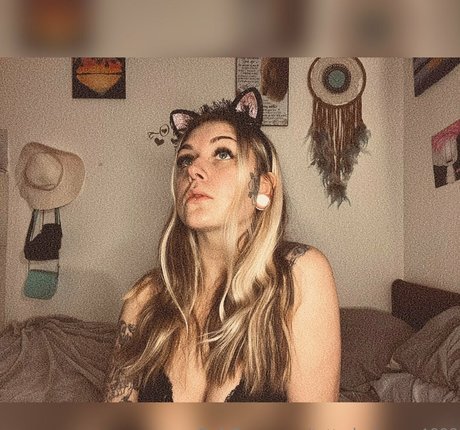 tattedprincess1998 美しいスター 写真