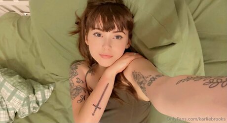 ジムのインフルエンサーオンリーファンズ ホットxxx 写真