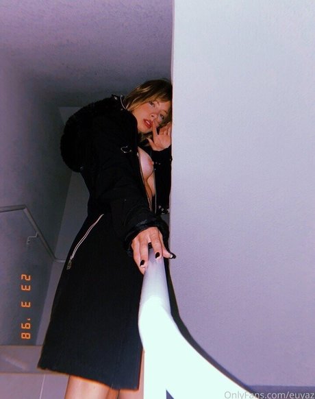 euyaz エロティックなポルノスター 画像