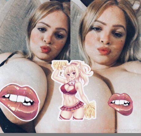 金髪の小人オンリーファンズ ホットヌード 画像