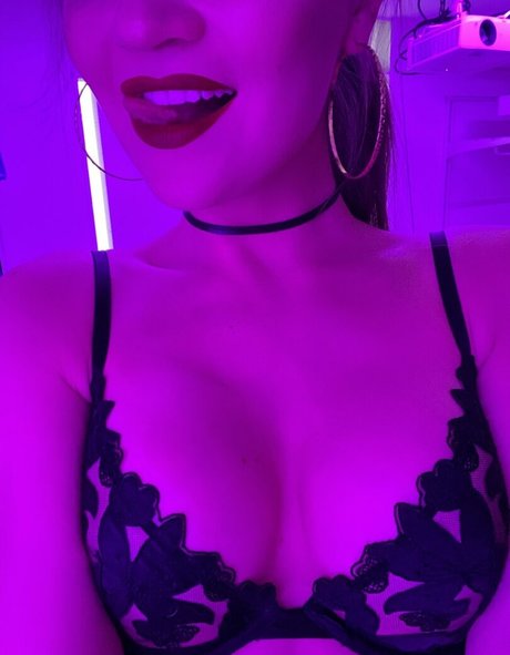 Alitaliya ポルノスター 画像