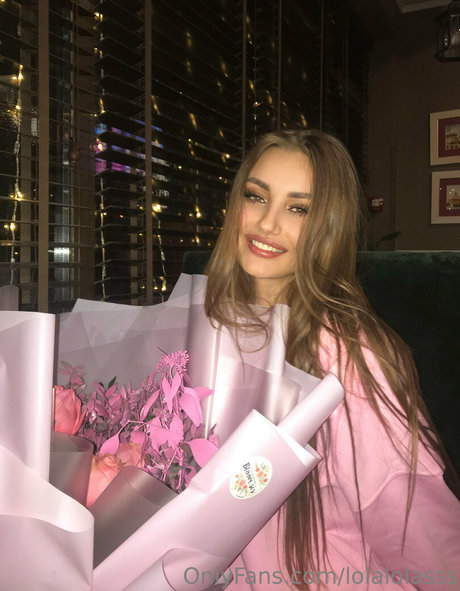 lolalolasss エロティックなスター ギャラリー