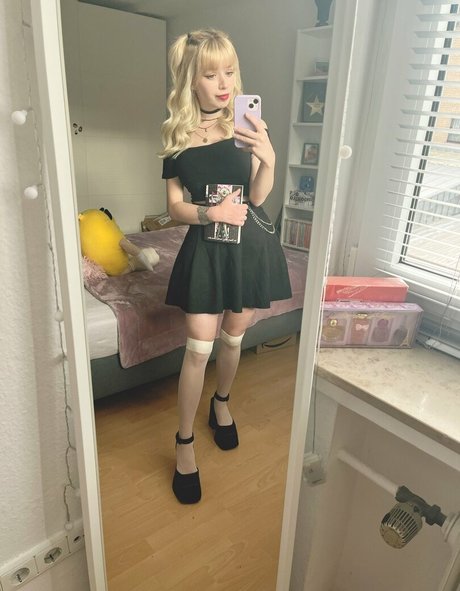 LegendLuna ポルノ女優 写真