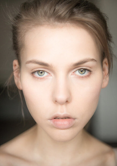 Alina Rin ポルノスター 独占 画像