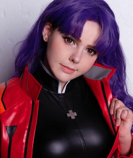 Alina Rin ポルノスター 美しい 画像