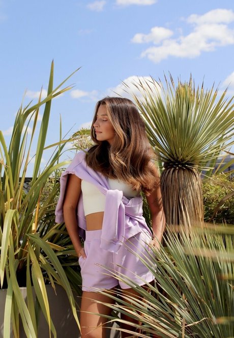 熟女 BBC オンリーファンズ 無料セクシー 画像