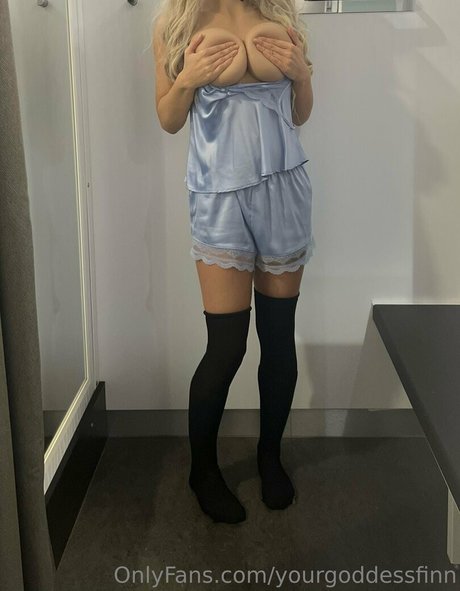 乳首オーガズム オンリーファンズ xxx 画像