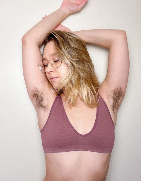 スムーズなオンリーファンズ 美しいポルノ 画像