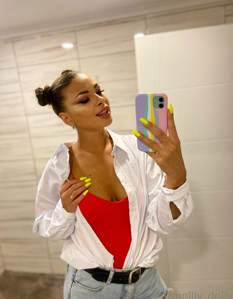 フラットオンリーファン 無料裸 写真