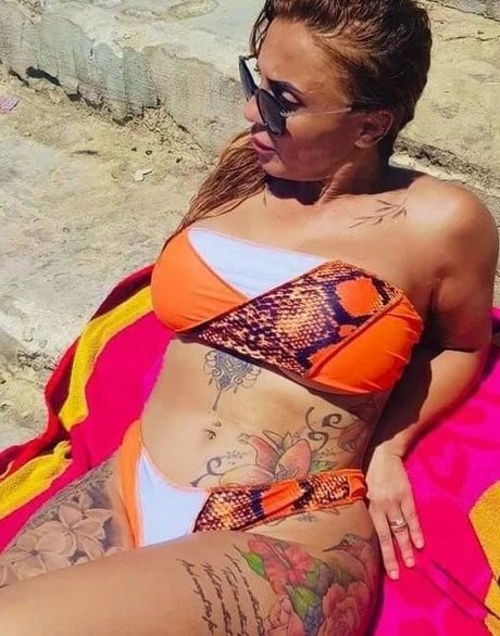 熟女オナニーオンリーファンズ 裸 写真