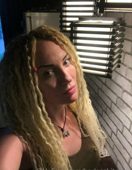 エボニートップオンリーファン ホット 写真