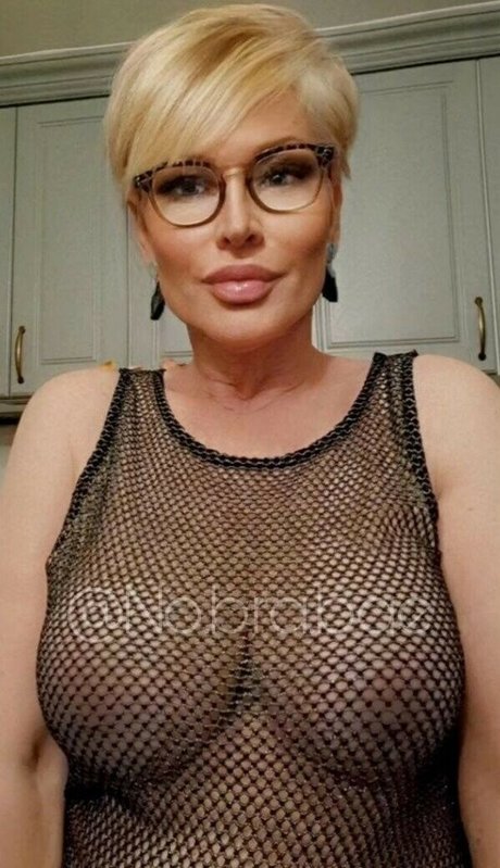 巨乳熟女オンリーファンズ ホットセックス ギャラリー