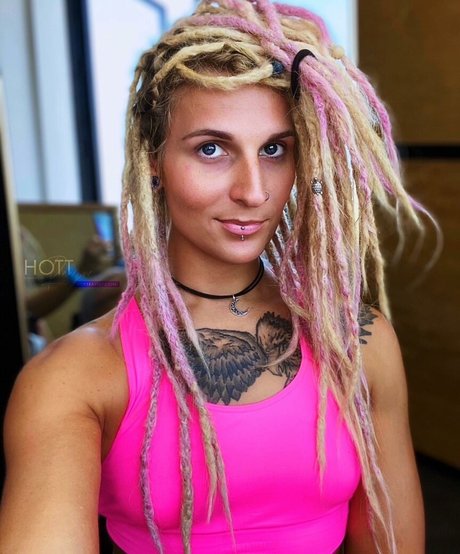 ベビーシッターオンリーファンズ ポルノ 画像