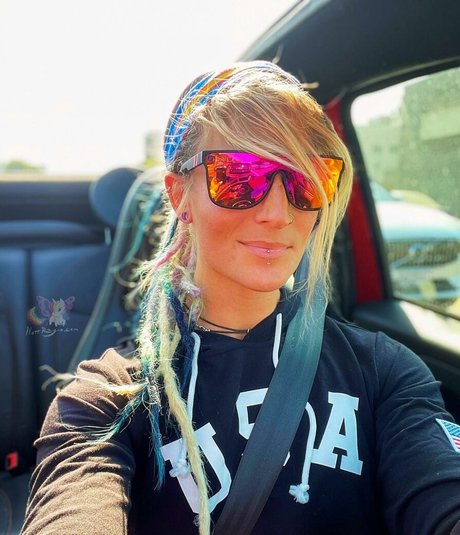 Hottrayne プロフィール写真