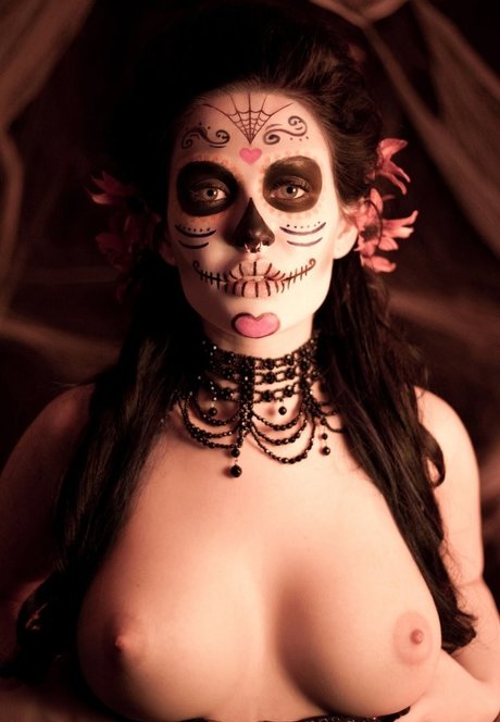 黒檀の熟女オンリーファンズ ホットセックス 写真