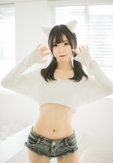 hattiecos かわいいポルノスター 画像