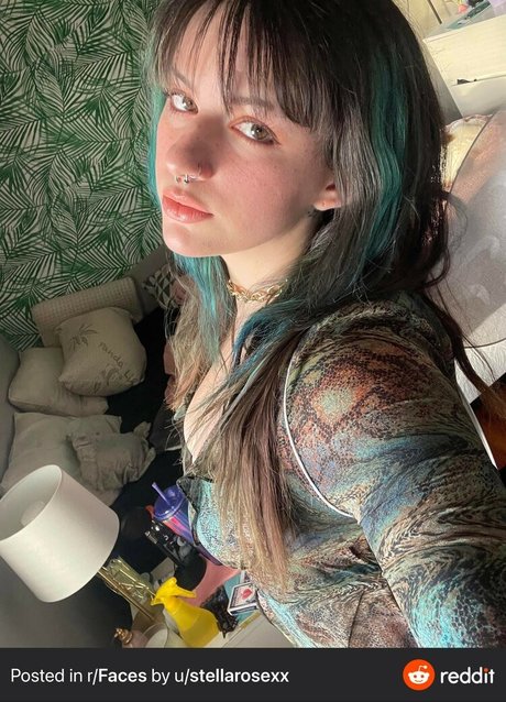 ブルネットのPOV オンリーファンズ ポルノ 写真