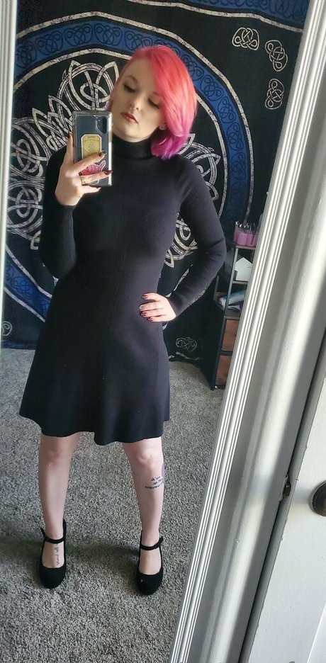 tatteasefree ポルノモデル 写真