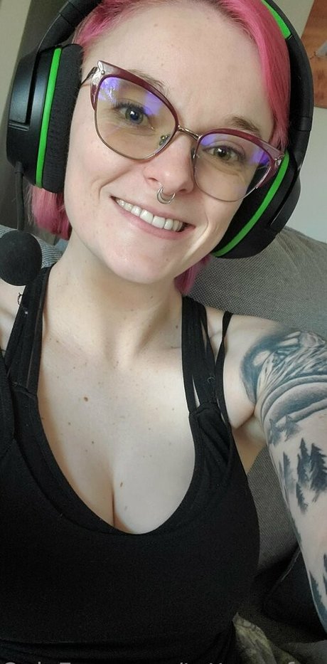 tatteasefree エロティックなスター 画像