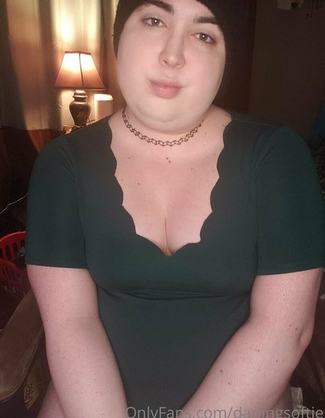 曲線美のブロンドオンリーファンズ 美しいヌード 写真